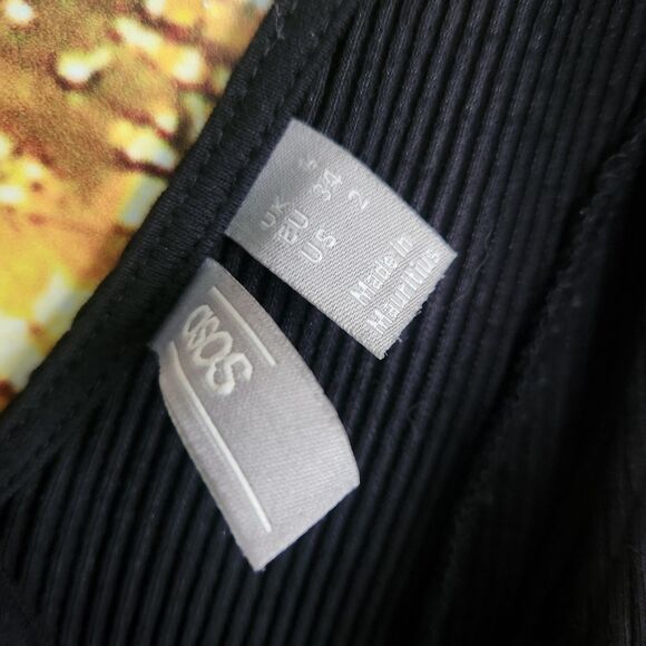 ASOS Design Sleeveless Con Dress V Neck Ribbed Mini Tank In Black Size 2 Buttons - Picture 8 of 9